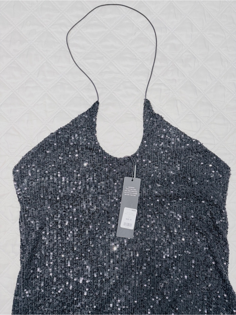Fashion Nova - Halter X-Front Black Sequin Mini Dress Size : 1X - Picture 4 of 5